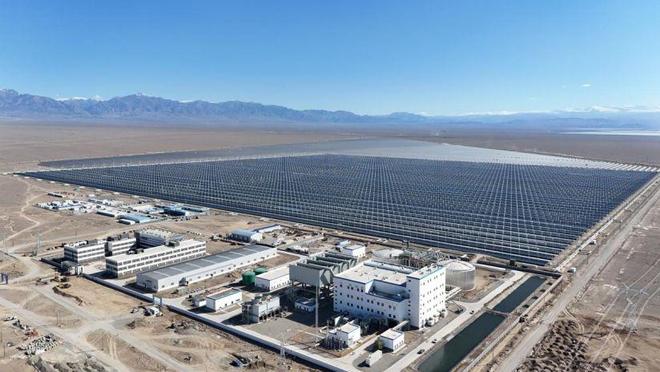 全國(guó)最大線性菲涅爾綜合能源示范基地全面建成 新能源技術(shù)開(kāi)發(fā)的里程碑